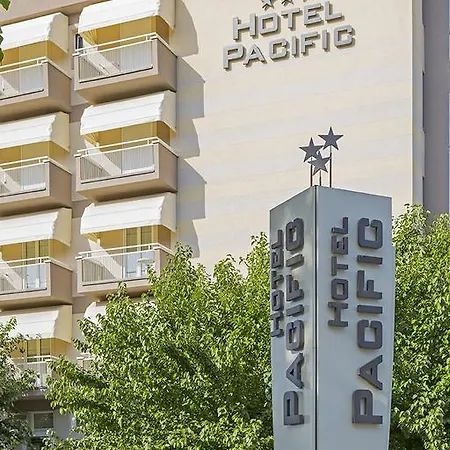 Hotel Pacific