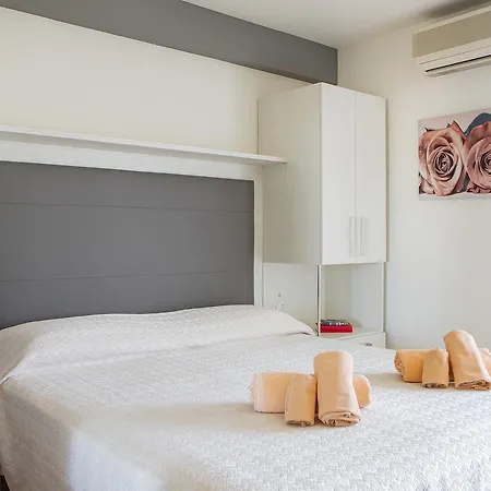 Pacific Hotel 3*
